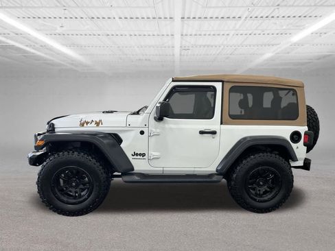 Used 2020 Jeep Wrangler Sport image 2