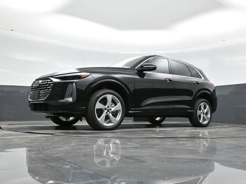 New 2025 Audi Q5 Premium Plus image 26