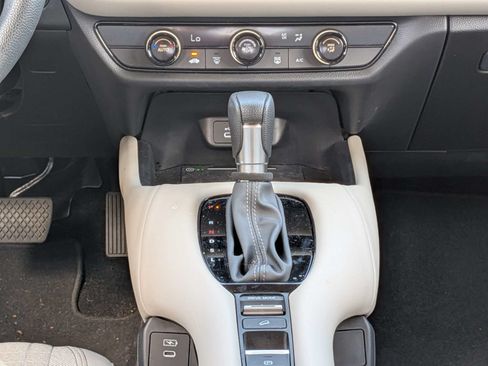 Used 2026 Honda HR-V LX image 19