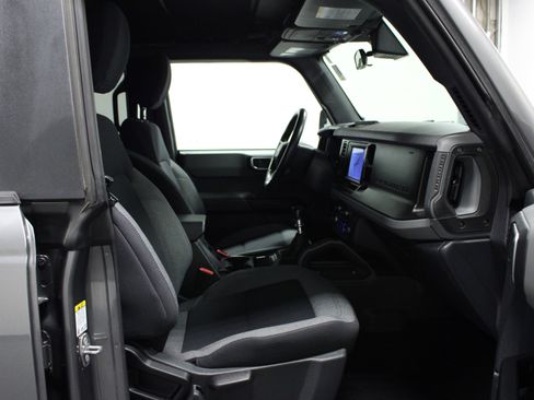 Used 2022 Ford Bronco Big Bend image 16