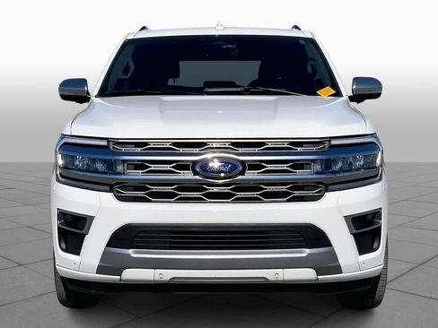 Certified 2024 Ford Expedition Platinum image 4