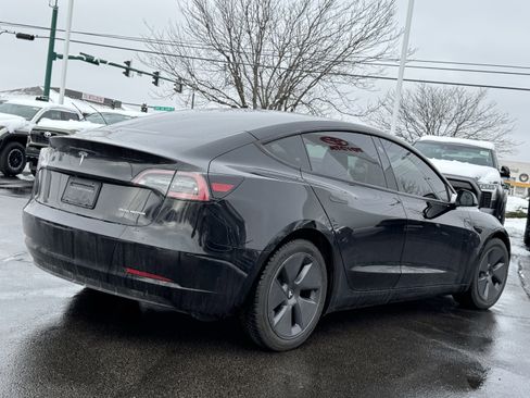 Used 2022 Tesla Model 3 Long Range image 3