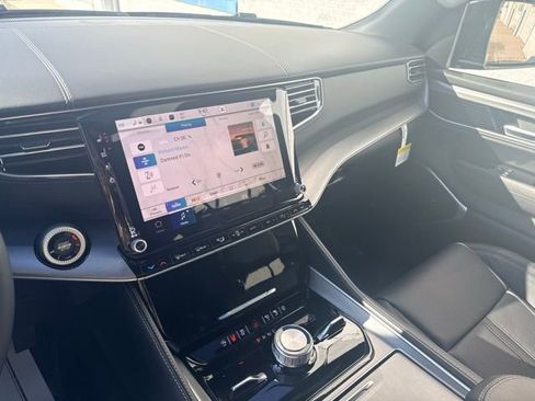 New 2026 Jeep Grand Wagoneer Limited image 33