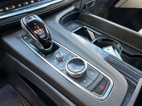 Used 2022 Cadillac Escalade ESV Sport image 20