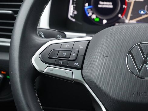 Used 2022 Volkswagen Atlas SEL image 15