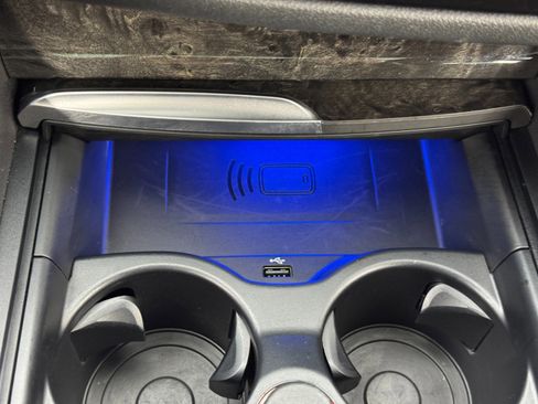 Used 2021 BMW 540i w/ M Sport Package image 32