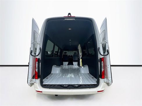 New 2024 Mercedes-Benz Sprinter 3500 image 11