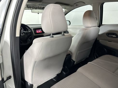 Used 2018 Honda HR-V LX image 23