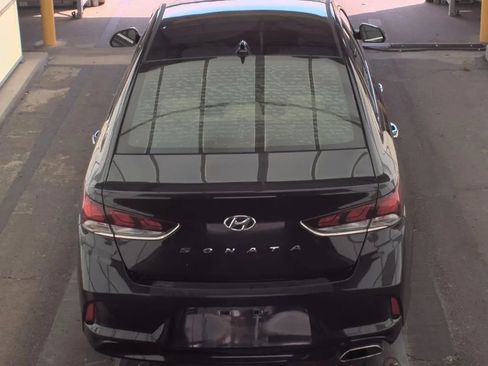 Used 2018 Hyundai Sonata SEL w/ Tech Package 02 FWD image 5