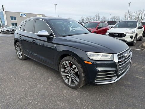 Used 2018 Audi SQ5 Premium Plus w/ S Sport Package image 2