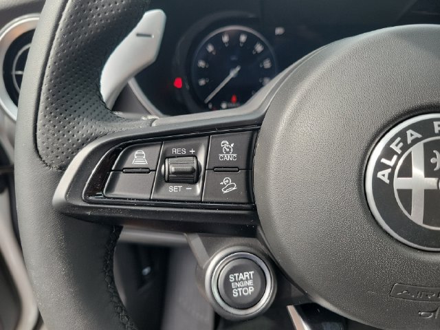 New 2025 Alfa Romeo Stelvio Sprint AWD/4WD image 28