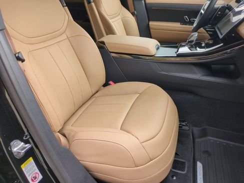 New 2026 Land Rover Range Rover Sport SE image 18