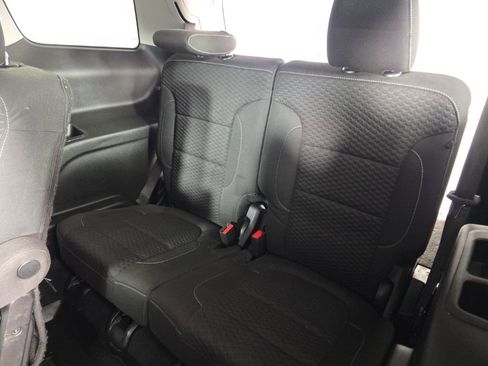 Used 2018 GMC Acadia SLE w/ Driver Alert Package I image 31