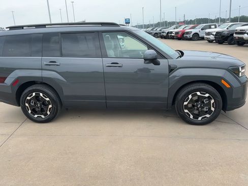 Used 2026 Hyundai Santa Fe SEL AWD/4WD image 2