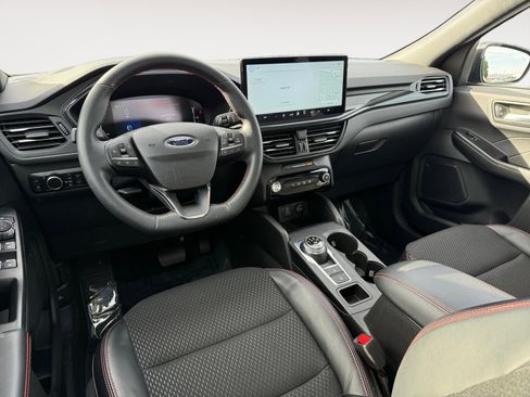 Certified 2025 Ford Escape ST-Line w/ Equipment Group 301A image 15