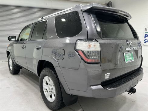 Used 2021 Toyota 4Runner SR5 image 6