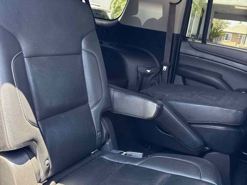 Used 2016 Chevrolet Suburban LTZ RWD image 25