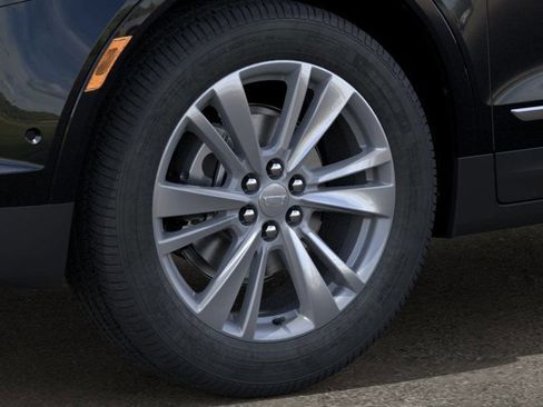 New 2026 Cadillac XT5 Premium Luxury w/ Driver Assist Package AWD/4WD image 9