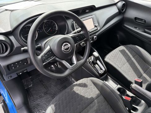 Used 2022 Nissan Kicks S w/ Interior Electronics Package image 7