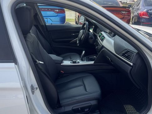 Used 2015 BMW 320i xDrive Sedan image 28
