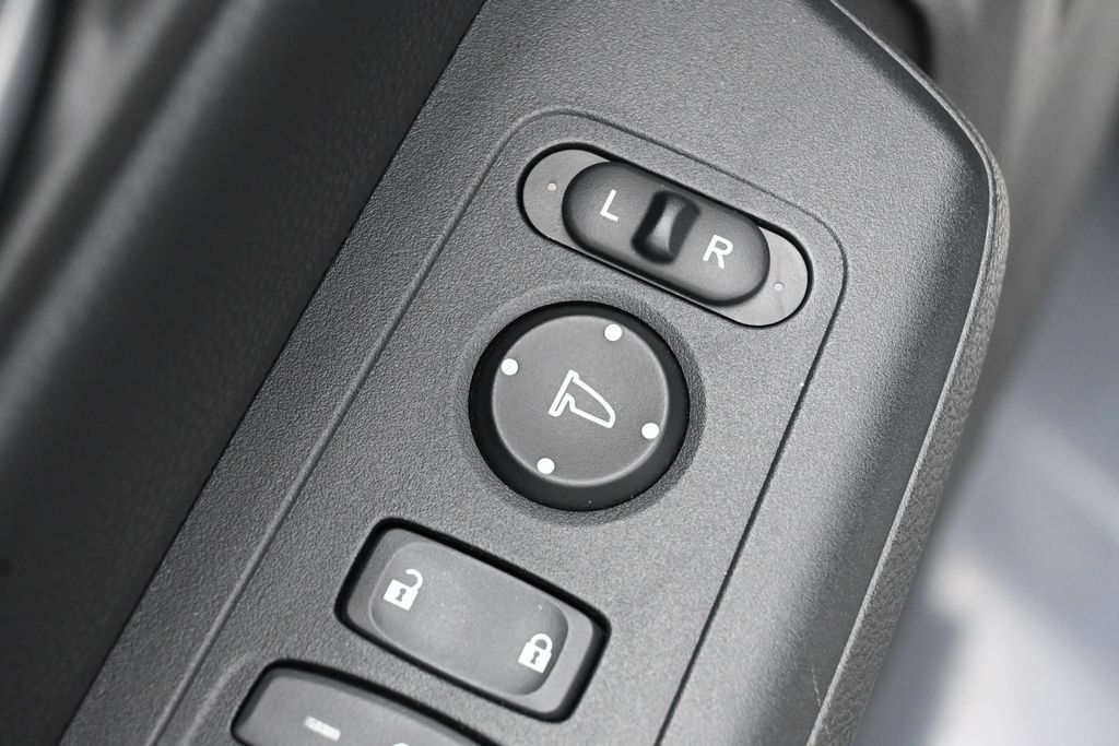 Used 2024 Honda CR-V EX image 12
