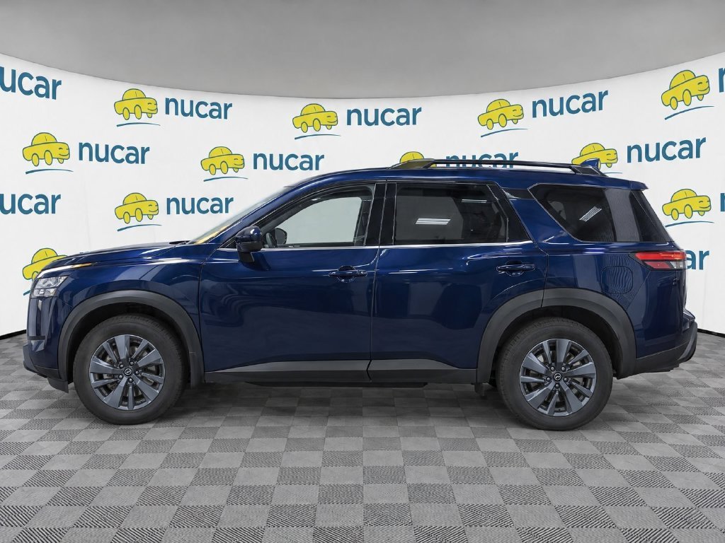 Used 2025 Nissan Pathfinder SV AWD/4WD image 7