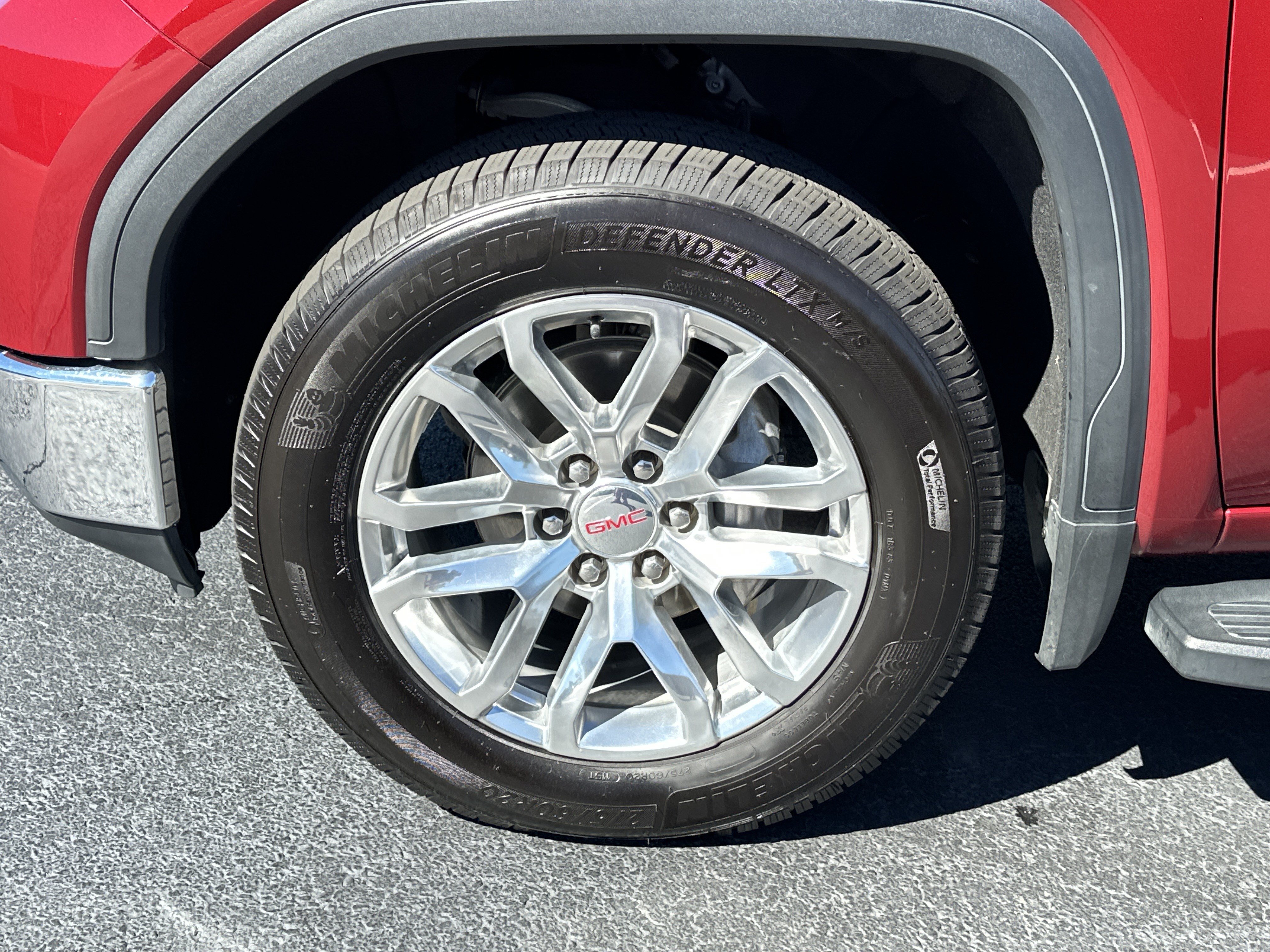 Used 2019 GMC Sierra 1500 SLT w/ SLT Premium Plus Package AWD/4WD image 11