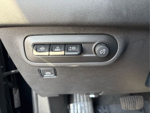 Used 2022 GMC Terrain AT4 w/ Infotainment Package II image 30