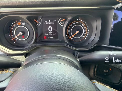 Used 2024 Jeep Wrangler Sport AWD/4WD image 8