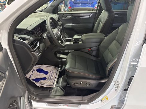 New 2026 GMC Acadia AT4 w/ LPO, Floor Liner Package image 17