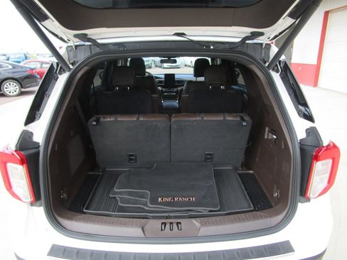 Used 2021 Ford Explorer King Ranch w/ Premium Technology Package AWD/4WD image 26