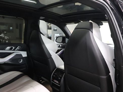 Used 2021 BMW X5 M w/ Competition Package image 22