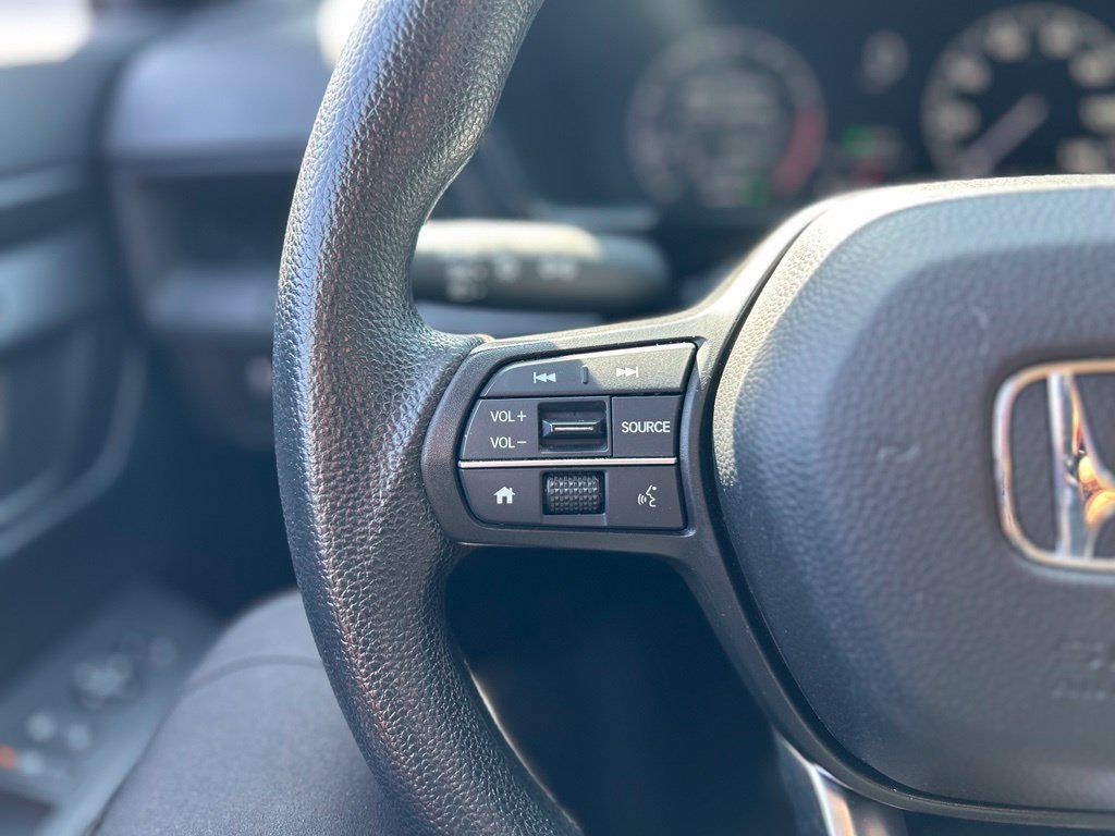 Used 2024 Honda CR-V EX image 7