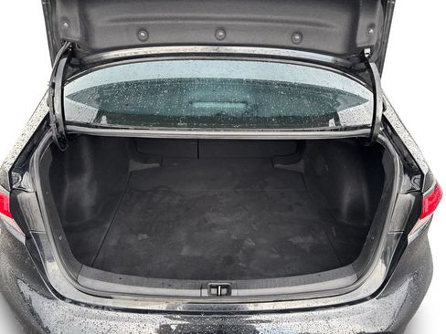 Used 2022 Toyota Corolla SE FWD image 24