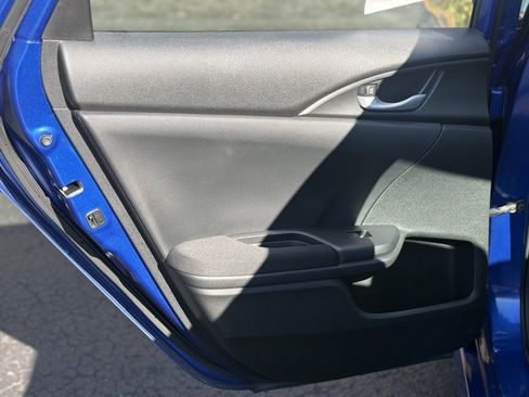 Used 2018 Honda Civic EX image 15