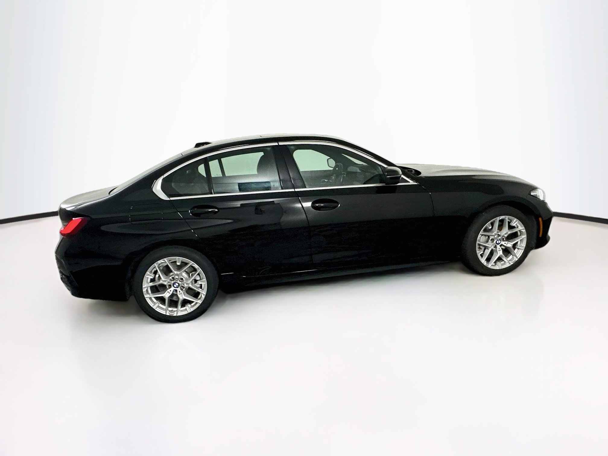 Used 2026 BMW 330i Sedan RWD image 10