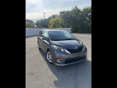 Used 2012 Toyota Sienna SE