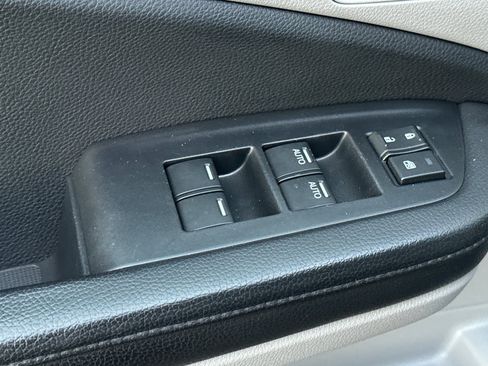 Used 2016 Honda Pilot EX-L image 11