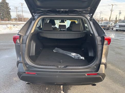 Used 2023 Toyota RAV4 XLE w/ Convenience Package image 27