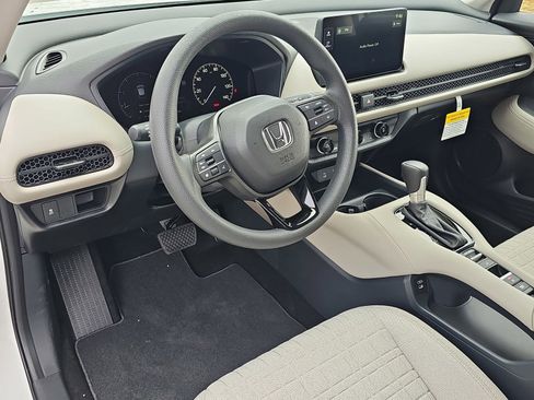 Used 2026 Honda HR-V LX image 14