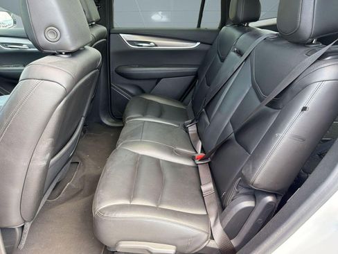 Used 2024 Cadillac XT6 Luxury FWD image 28