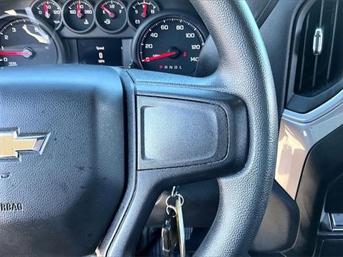 Used 2020 Chevrolet Silverado 1500 Custom w/ Custom Value Package image 13