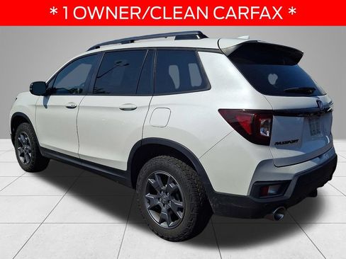 Used 2025 Honda Passport TrailSport image 5