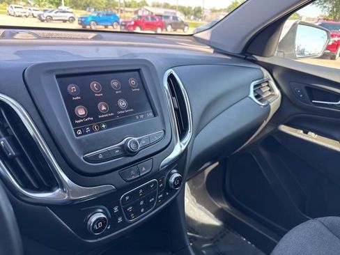Used 2023 Chevrolet Equinox LT image 10