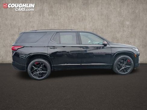 Certified 2023 Chevrolet Traverse Premier w/ Redline Edition image 8