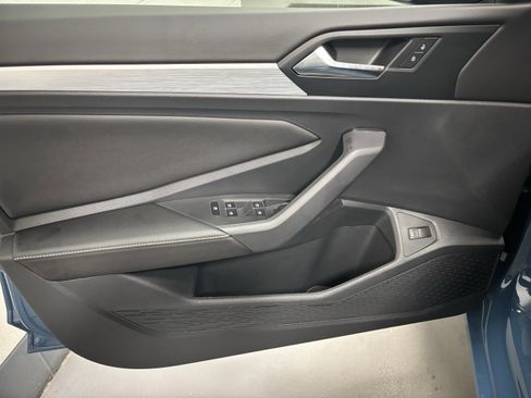 New 2025 Volkswagen Jetta Sport image 2