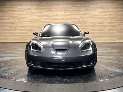 Used 2013 Chevrolet Corvette Z06 w/ 3LZ Preferred Equipment Group image 5