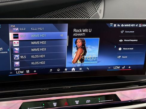 Used 2026 BMW i7 eDrive50 w/ M Sport Package RWD image 21