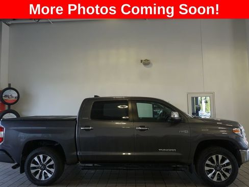 Used 2021 Toyota Tundra Limited w/ Limited Premium Package AWD/4WD image 2