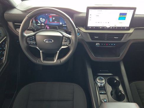 Used 2025 Ford Explorer ST-Line RWD image 30